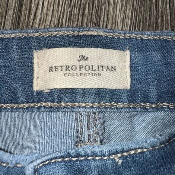 RETROPOLITAN Jean Shorts Womens Distressed Ripped Cut Off - Picture 4 of 5